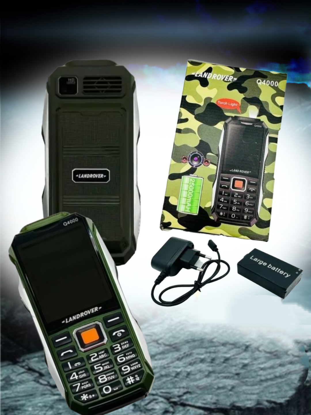 Komplet Land Rover Q4000 telefona sa baterijom, punjačem i originalnim pakovanjem.