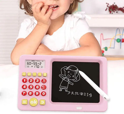 Ruzicasti tablet sa funkcijom kalkulatora i mogucnoscu crtanja. Pomoc u matematici za najmladje.