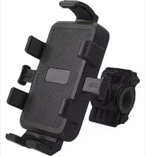 Prikaz crnog  drzaca za motociklisticku opremu. Drzac ima podesive stezaljke za pricvrscivanje mobilnog telefona ili drugog uredjaja i mehanizam za montazu na upravljac.