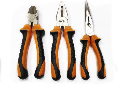 Kvalitetan set od tri klesta sa izolovanom, dvokomponentnom drskom. Set sadrzi kombinovana, spicasta i secice klesta.