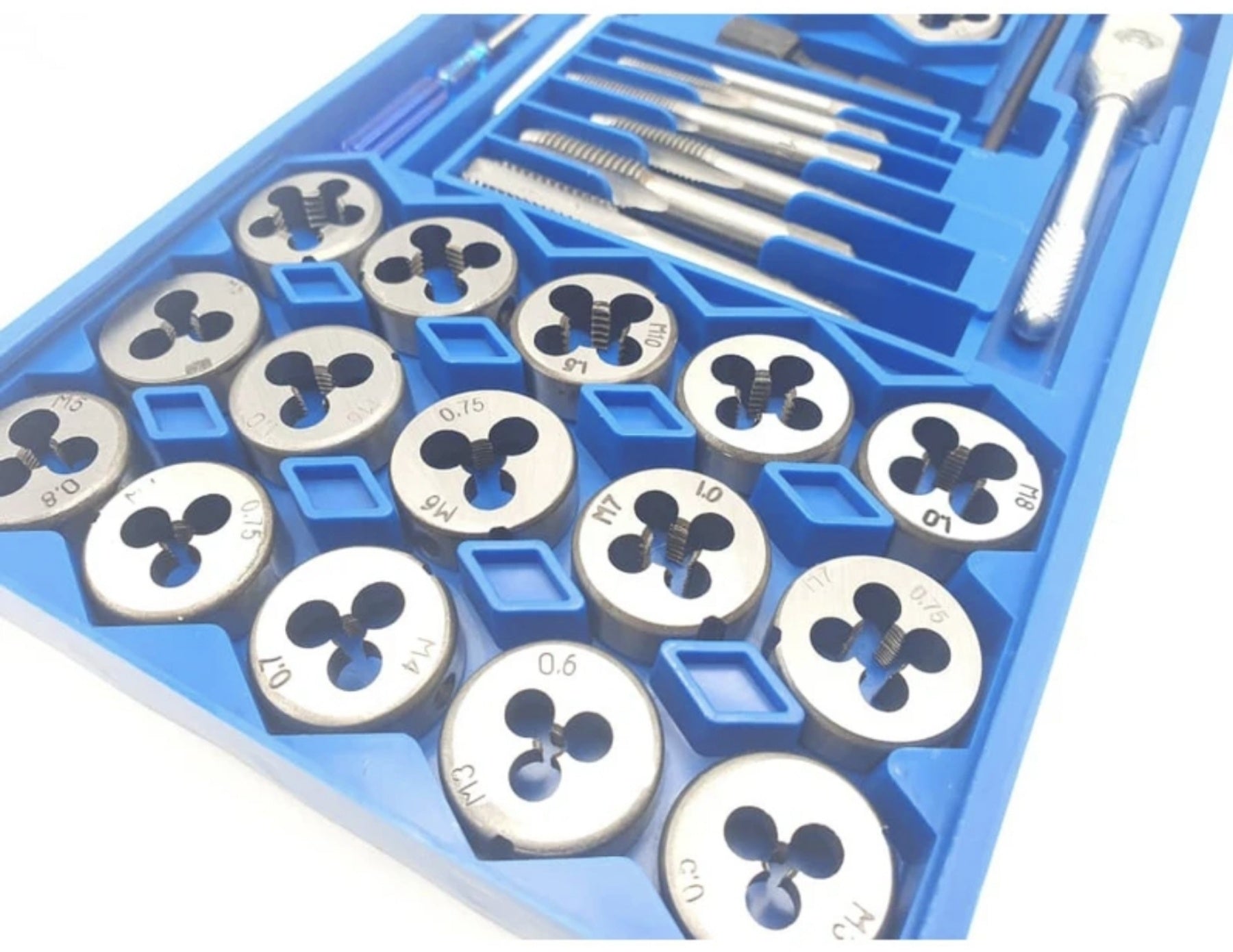 Set za ureznice i navoje 40 delova - Azijashop