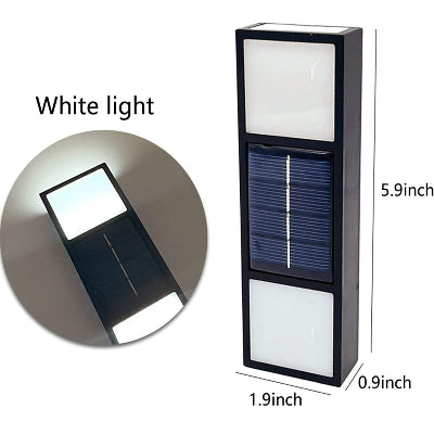 Detaljan prikaz dimenzija i belog svetla solarne lampe, visine 15cm i sirine 9cm, kompaktna i modernog dizajna.
