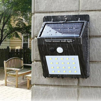 Solarna lampa sa senzorom pokreta LED reflektor za zid dvoriste kuca rasveta spoljna vodootporna kvalitetna