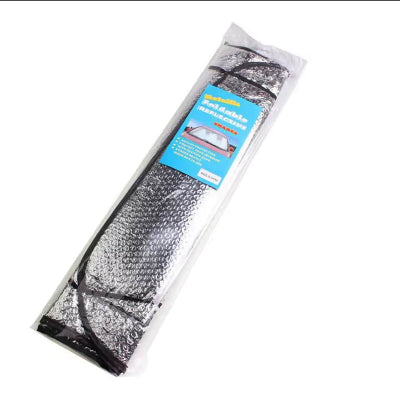 Suncobran za auto u pakovanju, kompaktno resenje za zastitu od sunca.