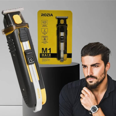 Muskarac koristi Rozia M1 trimer za stilizovanje brade i kose. Praktican za kucnu upotrebu.