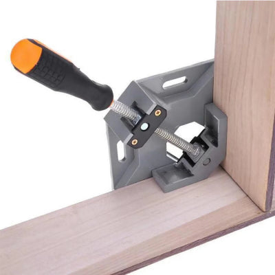 Ugaona stega sa ergonomskim rukohvatom za lako drzanje i manevrisanje za rad sa drvenim materijalima.