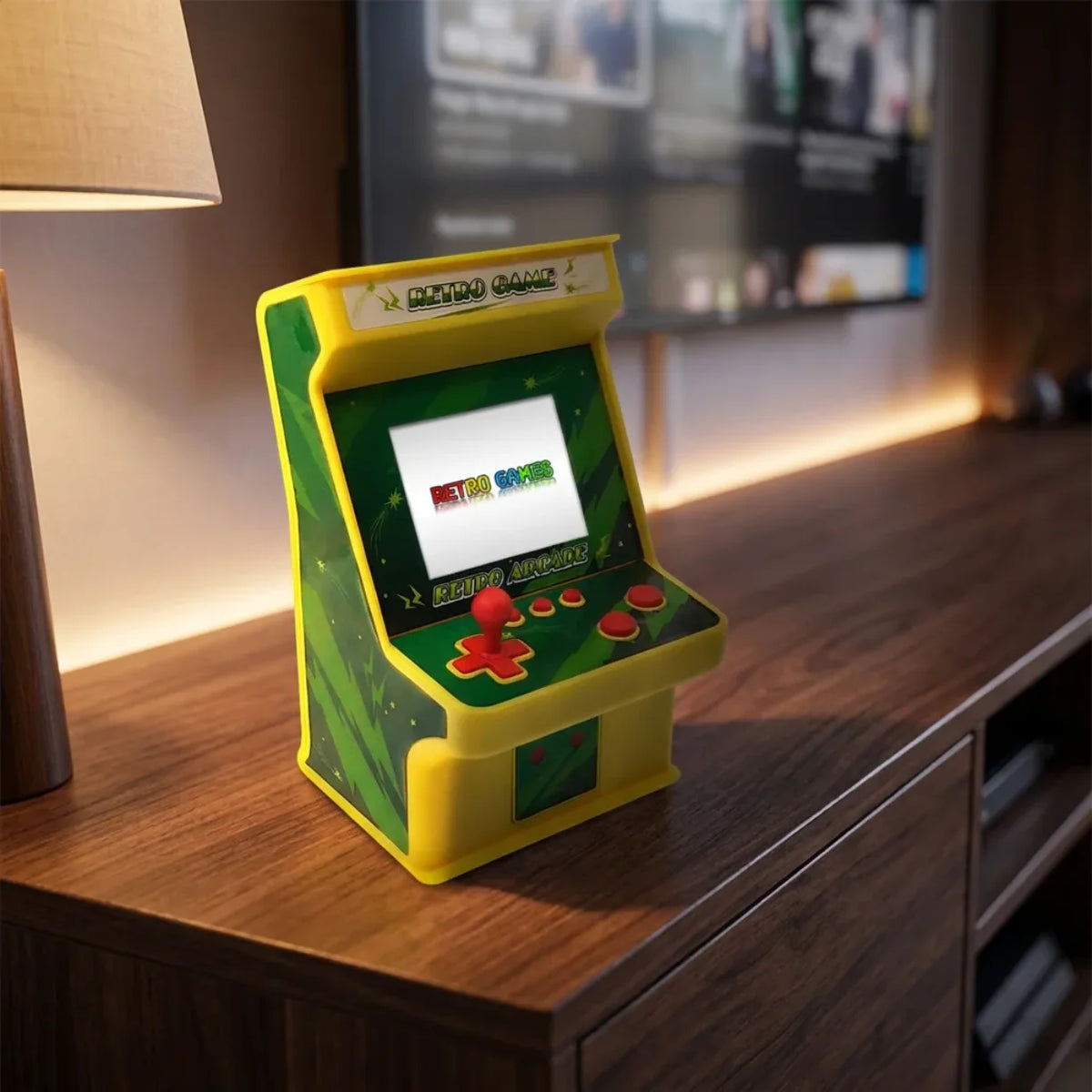 zuta mini retro konzola na TV komodi