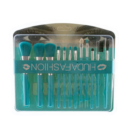 Savršen 12-delni set četkica za šminkanje – HudaFashion Azijashop