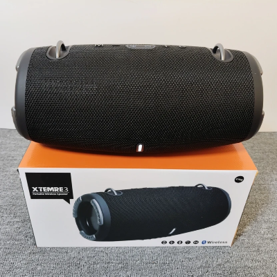 Bluetooth zvucnik na originalnom pakovanju. Prenosiv, sa jakom baterijom za dugotrajno slusanje muzike. Model Xtreme.