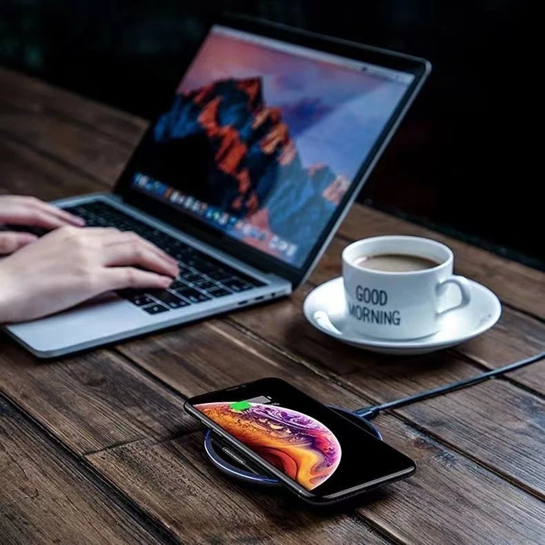 Bežični punjač za telefon jacine od 10W - Azijashop