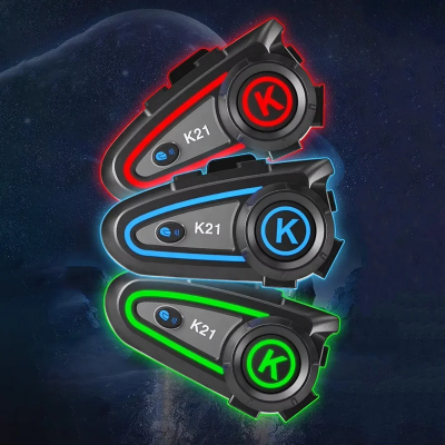 Interkom za kacigu K21 sa LED osvetljenjem u razlicitim bojama crveno zeleno Bluetooth komunikator za voznju