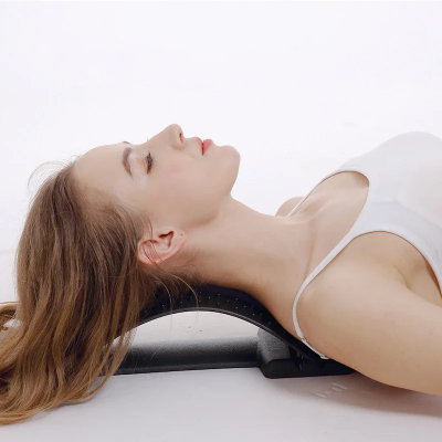 Ispravljac za vrat i ledja, masazer za kicmu, relaksacija vrata, ublazavanje bola, pravilno drzanje.