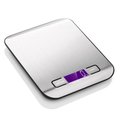 Digitalna kuhinjska vaga od nerdjajuceg materijala, precizna, laka za upotrebu. Idealna za merenje sastojaka u domacinstvu.