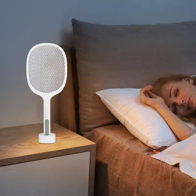 Lampa protiv komaraca za spavacu sobu, privlaci insekte UV svetlom i unistava ih. Tihi rad za neometan san.