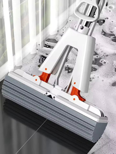 Brisko za podove sa mehanizmom cedjenja, lako ciscenje plocica i parketa, praktican mop za kucu, efikasno brisanje podova, povoljno za dom.