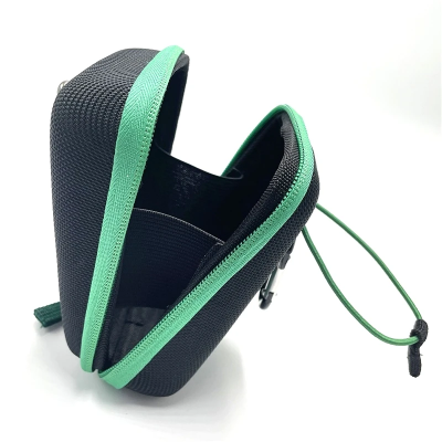Meka unutrasnjost torbice za laserski daljinomer efikasna zastita od udaraca i ogrebotina sigurno cuvanje aparata