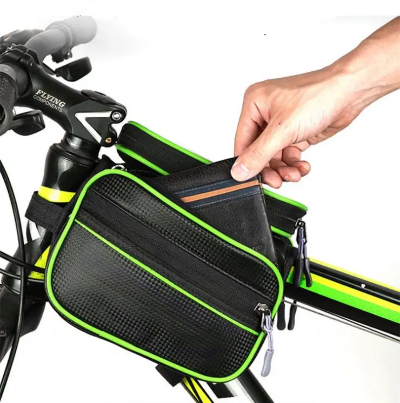 Torba za bicikl vodootporna sa zelenim detaljima, reflektujuće trake za sigurnost, bisage sa duplim zipom, oprema za voznju nocu.