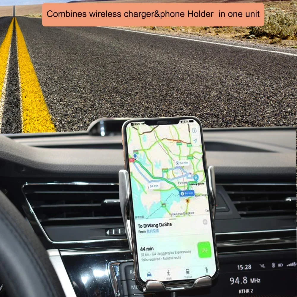 Auto drzac sa bezicnim punjenjem na ventilaciji tokom koriscenja navigacije