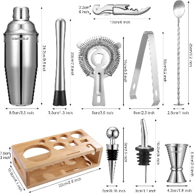 Svi delovi profesionalnog barmen seta. Shaker, mernice, cediljka i alat za pravljenje koktela. Oprema za kucni bar.