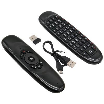 Detaljan prikaz Air Mouse daljinskog upravljaca sa funkcijama misa i QWERTY tastaturom za smart uredjaje
