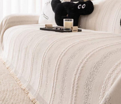 Boho prekrivac kao dodatak savremenom enterijeru