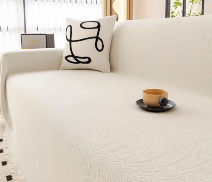 Boho prekrivac za krevet 180x230 cm sa dekorativnom teksturom u modernom enterijeru