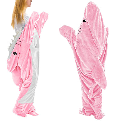 Ušuškajte se u mekano roze ćebe ajkulu za spavanje. Toplo i prijatno. Savršen dodatak za vašu spavaću sobu.