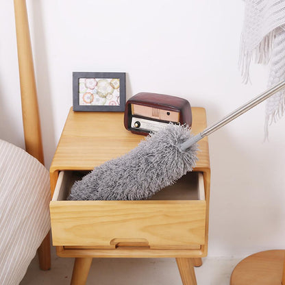 cetka za prasinu sa drskom za ciscenje fioka i namestaja