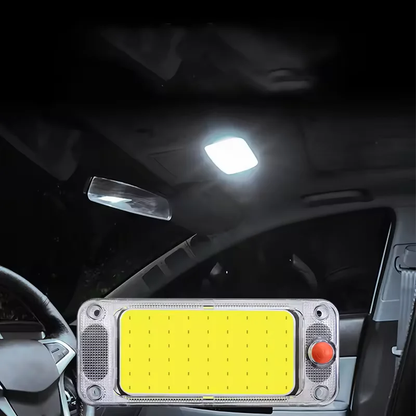 COB led kabinska lampa koja osvetljava unutrasnjost automobila nocu
