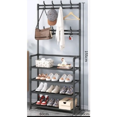 Kompaktni crni stalak za garderobu i cipele. Idealno za organizaciju odece i obuce u stanu.