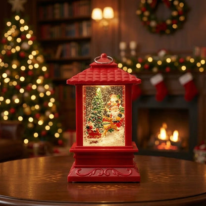 Crvena novogodisnja fenjer lampa sa sneznim efektom u dnevnoj sobi