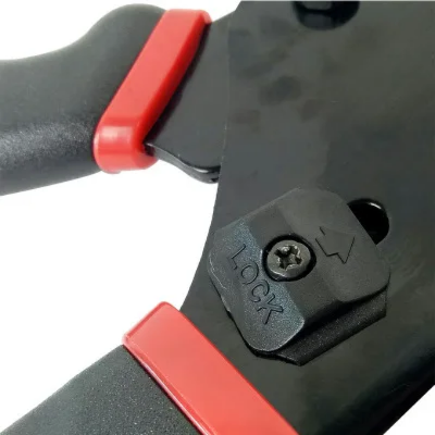 Detalj multifunkcionalne makaze Multicut mehanizam za zakljucavanje lock sigurnost pri koriscenju