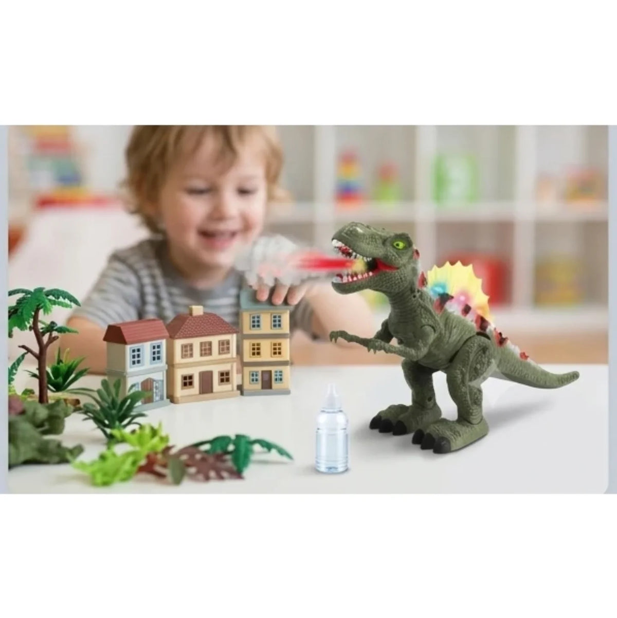 Dete se igra sa interaktivnim dinosaurusom koji ispusta paru