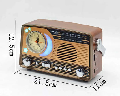 Dimenzije retro radija sa satom 21.5 x 12.5 x 11 cm