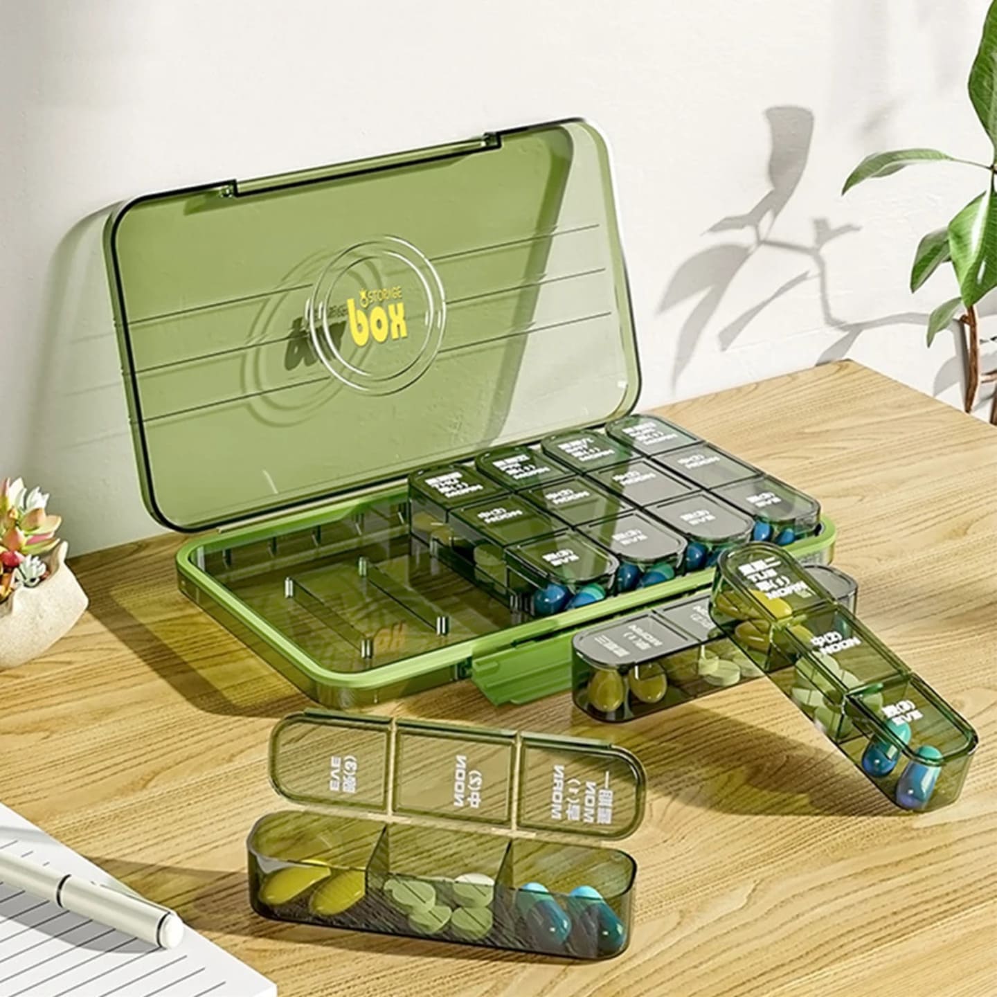 dnevna kutija za lekove sa podelom po delovima dana