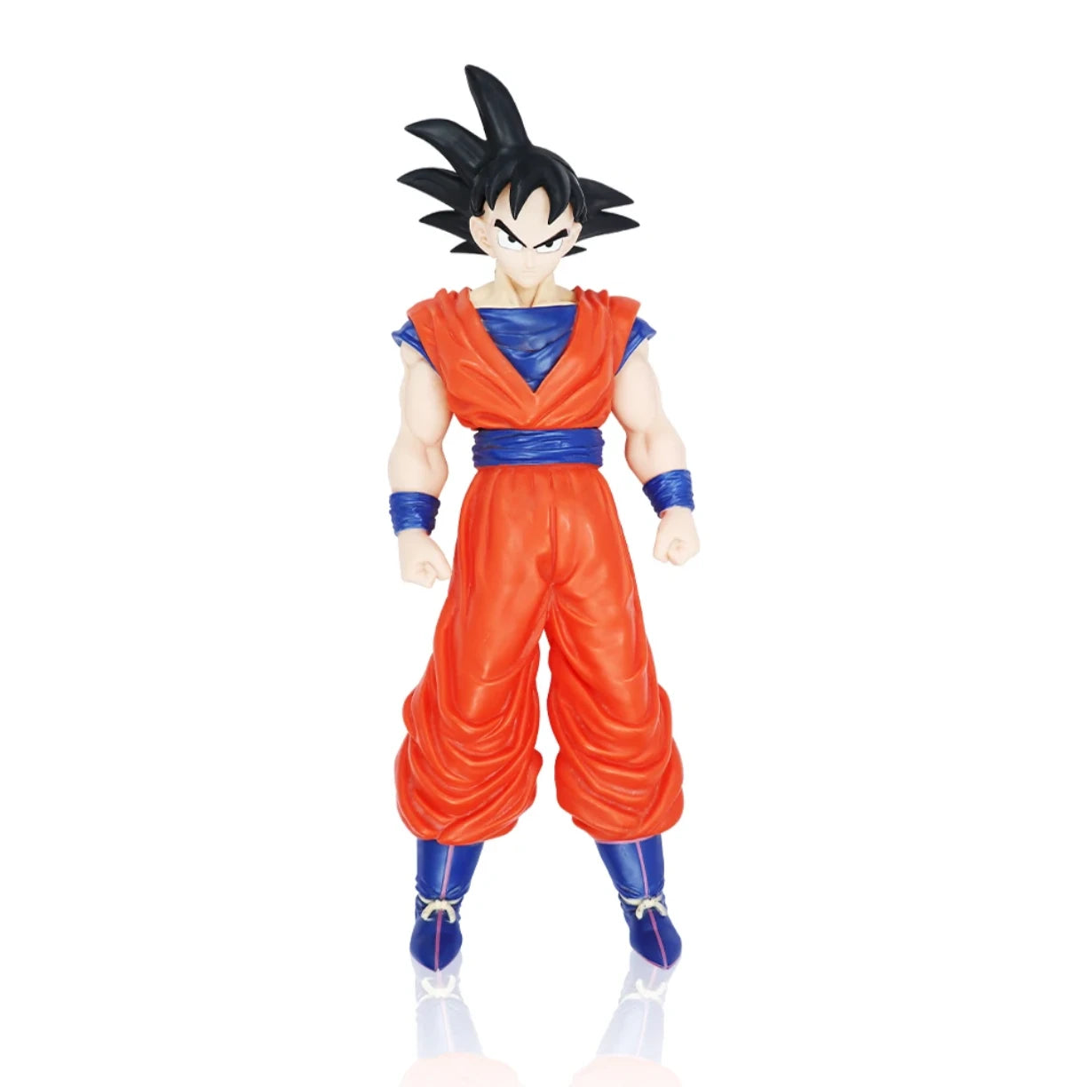 frontalni prikaz akcionе figure goku dragon ball z
