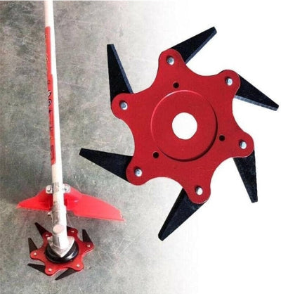 Prikaz dva noza za trimer. Napravljeni od kvalitetnog metala, otporni na habanje i fleksibilni za teze poslove.