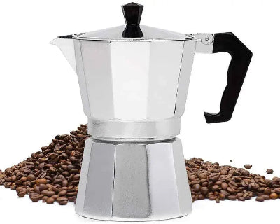 Klasicni italijanski mokapot aparat za kafu od aluminijuma. Idealan za pripremu jake, aromatične kafe kod kuce ili na kampovanju.