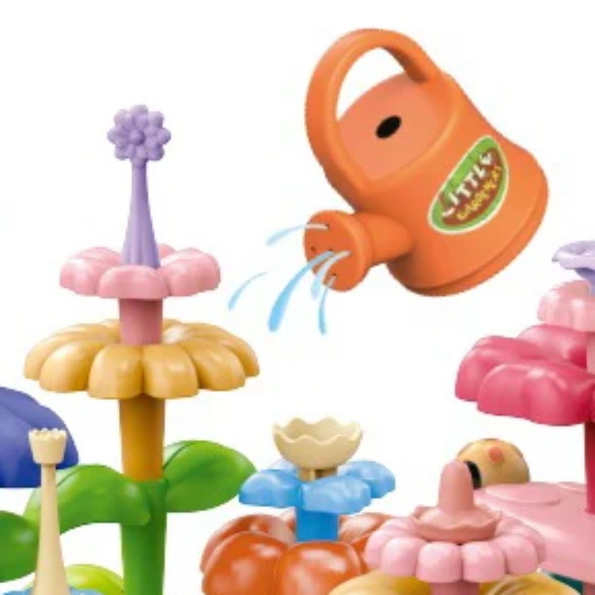 Kanta za zalivanje iz Build Garden kreativnog seta