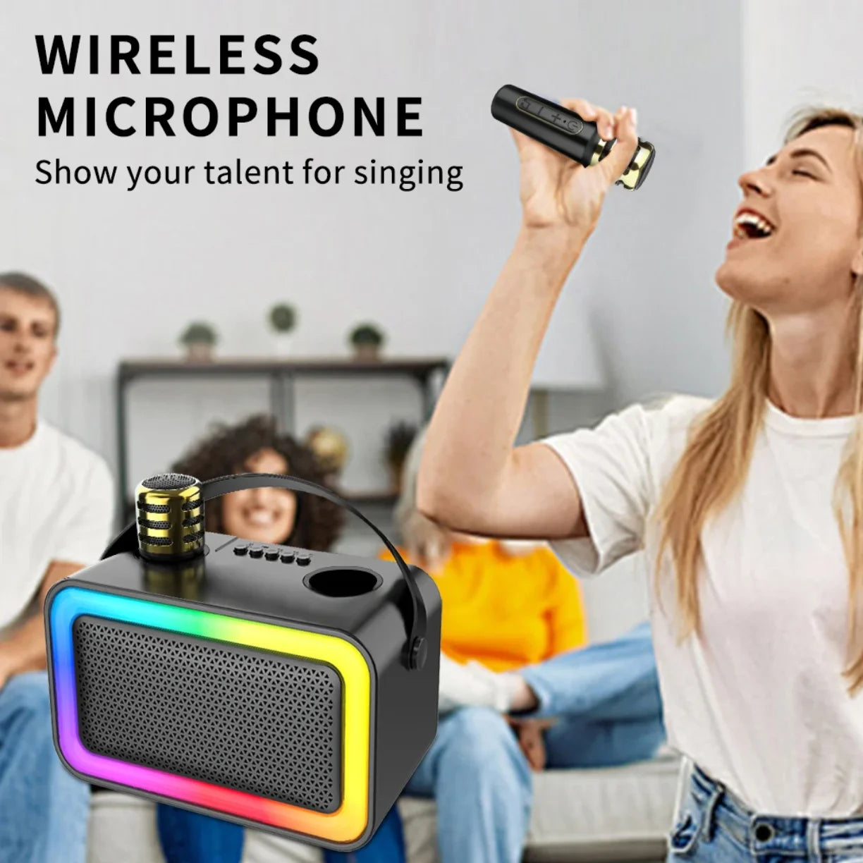 Karaoke bluetooth zvucnik sa bezicnim mikrofonom u upotrebi u dnevnoj sobi