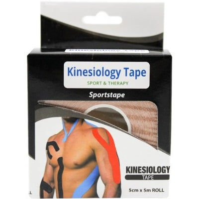 Kutija sa kinezioloskom trakom, prikazuje nacin koriscenja. Terapeutsko pomagalo za sportiste i fizioterapiju. Dimenzije: 5 cm x 5 m.