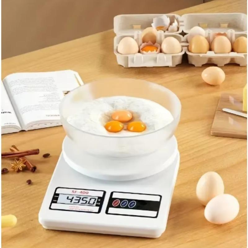 Upotreba tare funkcije za merenje tezine jaja u plasticnoj posudi