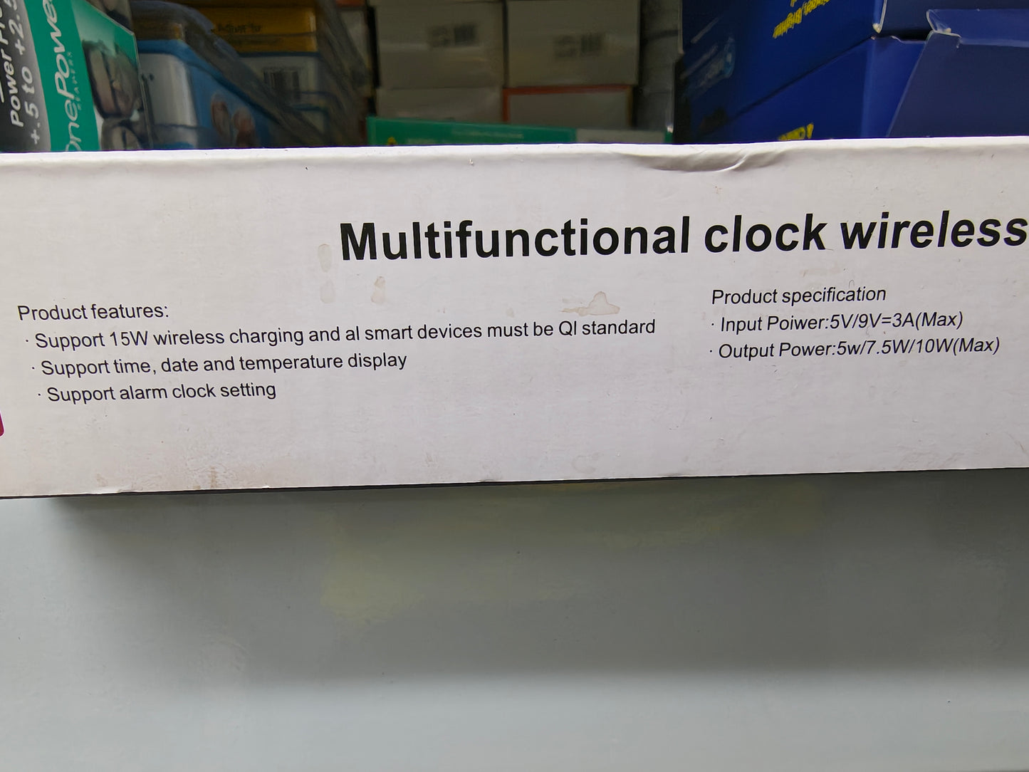 Kutija multifunkcionalnog digitalnog sata sa bezicnim punjacem i opisom funkcija