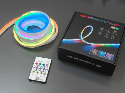  Fleksibilna LED neon traka u boji sa daljinskim za podesavanje svetla. Idealno za dekoraciju doma.