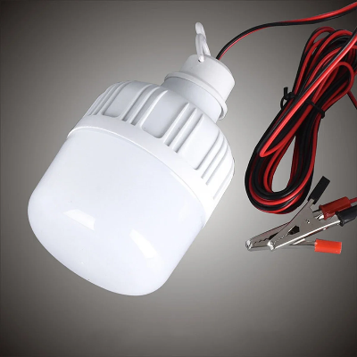 prenosiva led sijalica 12v sa dugackim kablom i crveno crnim stipaljkama za direktno povezivanje na auto akumulator