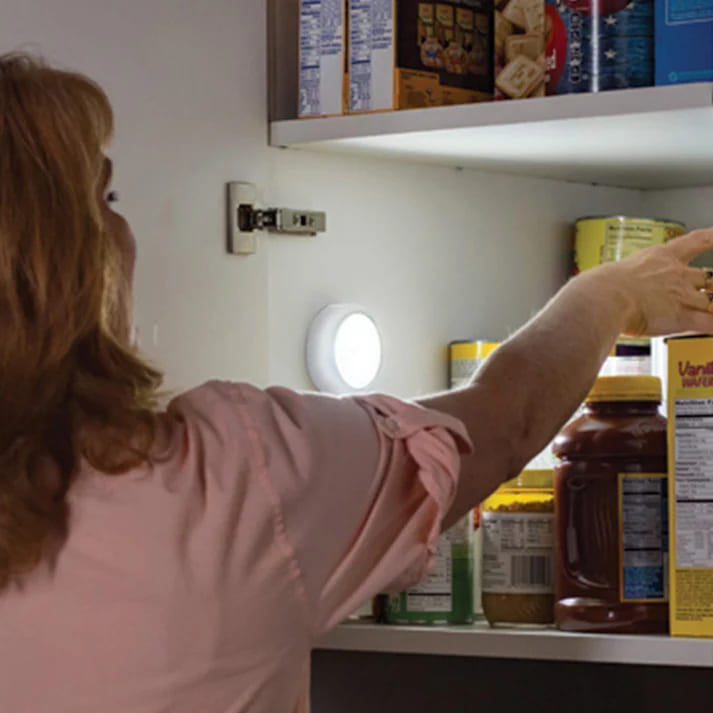 LED tap svetlo za kuhinjski ormarić – dodatno osvetljenje
