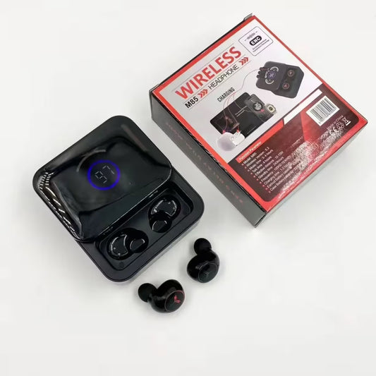 Crne bežične bluetooth bubice sa kutijicom za punjenje i LED indikatorom baterije