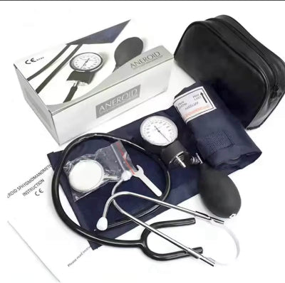 Kompletan set za merenje pritiska. Aparat, stetoskop i torbica za cuvanje. Pouzdan komplet.