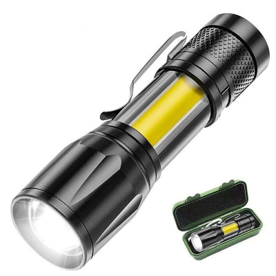 Kompaktna mini LED lampa sa COB osvetljenjem, crna, sa metalnim kucistem i prakticnom futrolom za nosenje. Idealna za kampovanje.