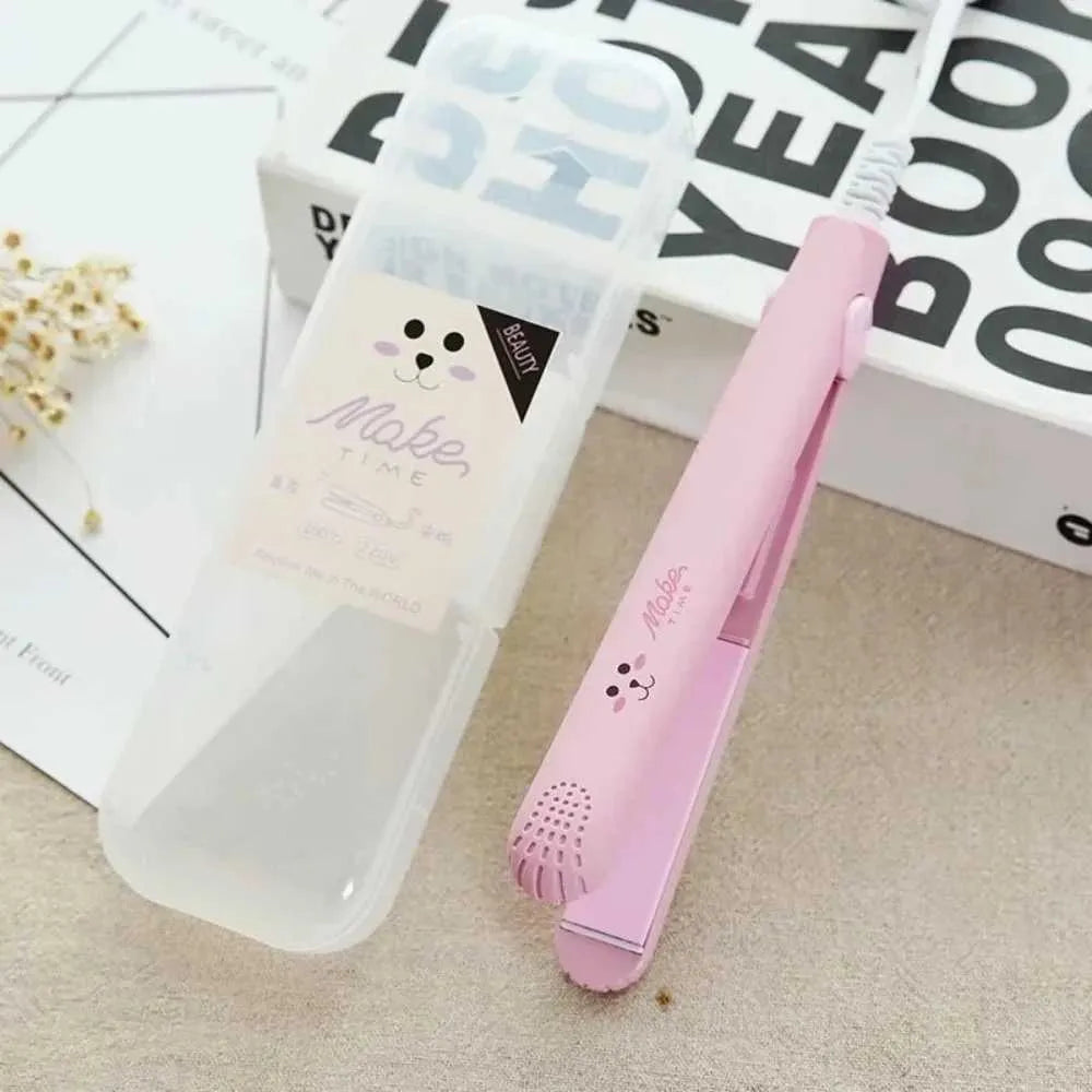Mini pegla za kosu roze kompaktni model sa futrolom